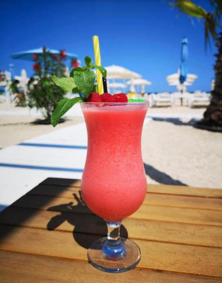 Lira Beach Studio Mamaia Εξωτερικό φωτογραφία